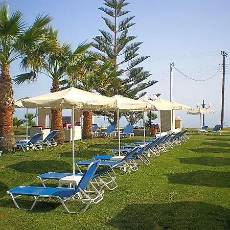 Mikes & Hotel 3*